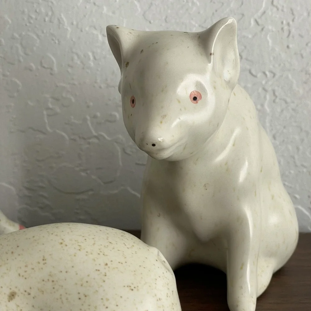 Vintage‎ Ceramic Albino Pigs Set Figurines Taiwan Farmhouse Cottagecore